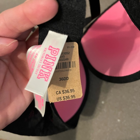 Black Vs T-shirt bra NWT - Picture 3 of 3